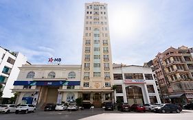 Khách sạn City Bay Palace